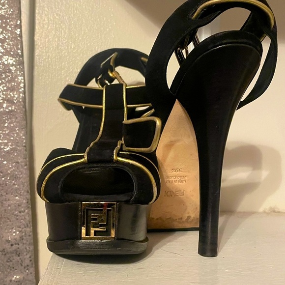 Fendi Shoes Heels Size 39.5 Authenticated! - Picture 2 of 7